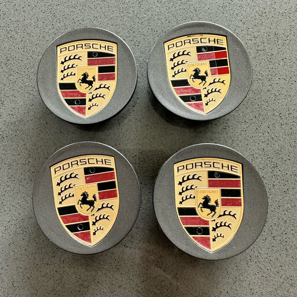 New Porsche Centre Caps 65mm OEM